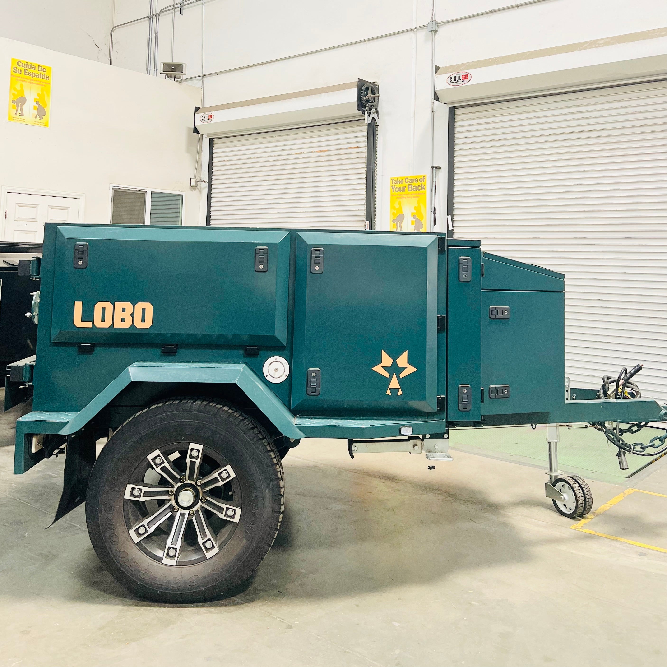 READY TO BUILD - FOREST GREEN - LOBO ADVENTURE TRAILER